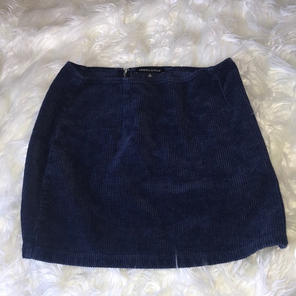 Kendall & Kylie Dresses & Skirts - Kendall and Kylie skirt